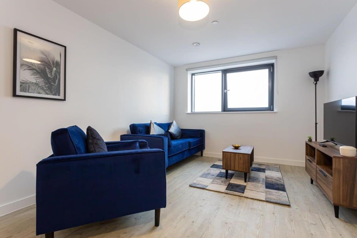 Modern 2 Bed Salford Apartment Stunning Views Manchester Eksteriør bilde